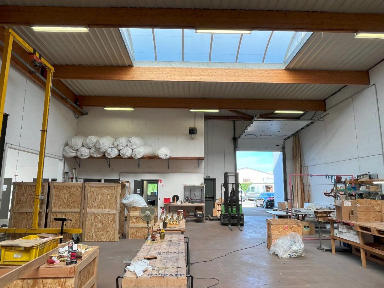 Local d'activité Décines-Charpieu 887m² Location local d'activité Décines-Charpieu Rhône OLACT2108906 3